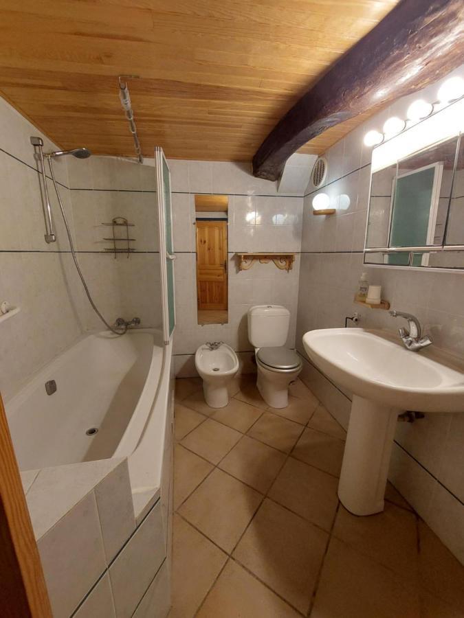Chambres D'Hotes : Les Maisons De Gaia Tuchan Екстериор снимка
